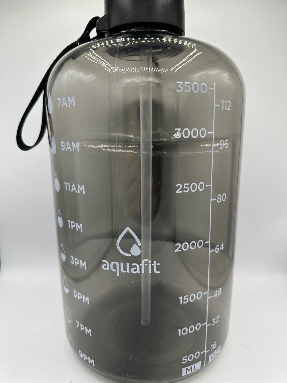 Aquafit 1-gallon water bottle with time marker